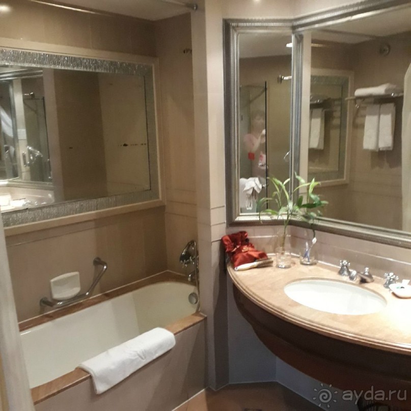 Роскошный отель с шикарным номером на двоих!