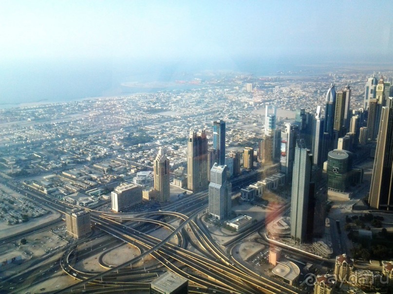 Небоскребы, небоскребы, а я маленький такой.....