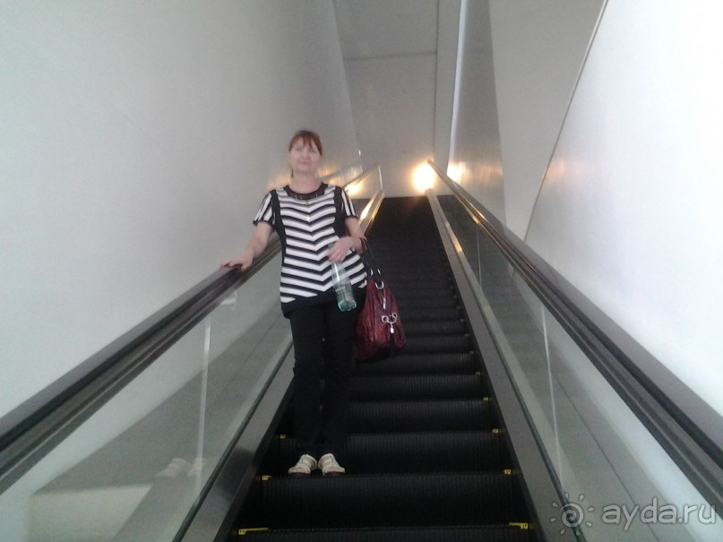 Небоскребы, небоскребы, а я маленький такой.....