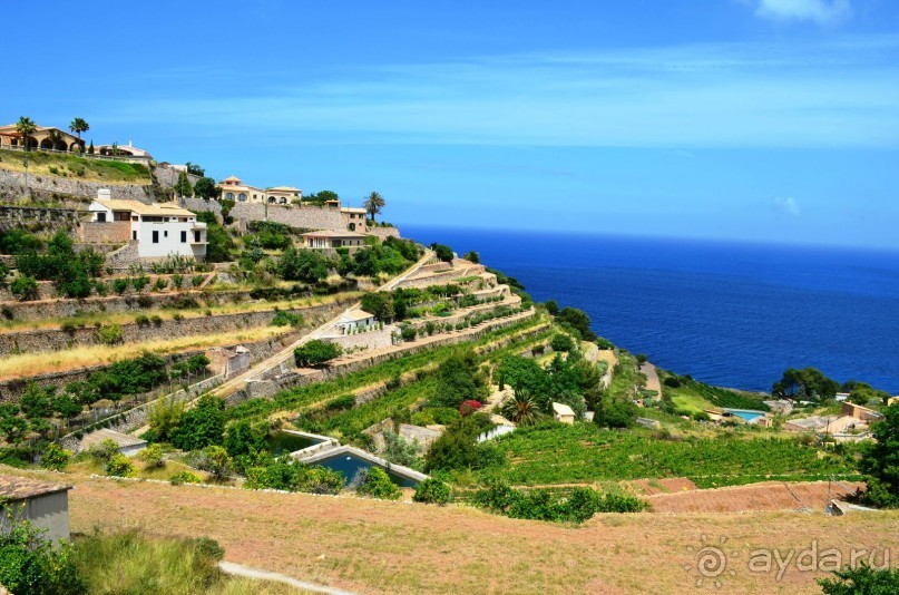 городок Баньялбуфар в горах