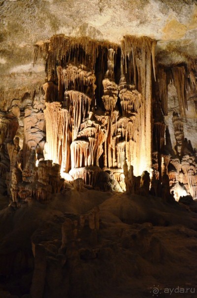В пещере Дракона. 100% Гауди здесь был))