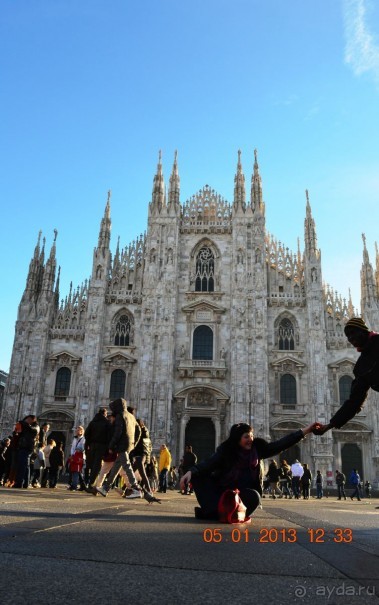 Милан. "Подайте люди добрые на шубу итальянскую!!!"