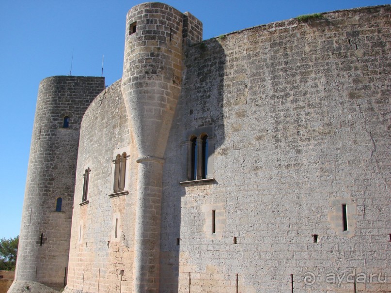 Отель простой без каких либо изысков.Как говорится-только переночевать,не более того.