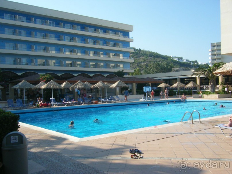 Респектабельный отель с одним маленьким НО