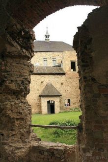 Замок Точник- застывшее средневековье