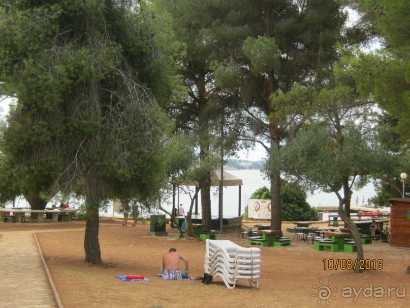 Тихо,спокойно,доброжелательно