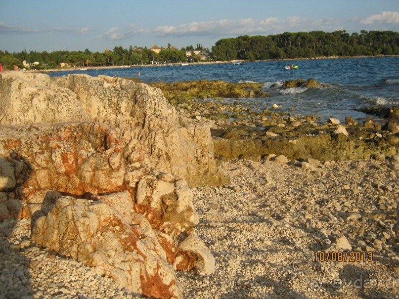 Тихо,спокойно,доброжелательно