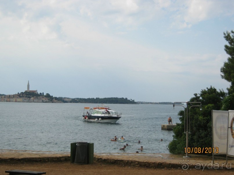 Тихо,спокойно,доброжелательно