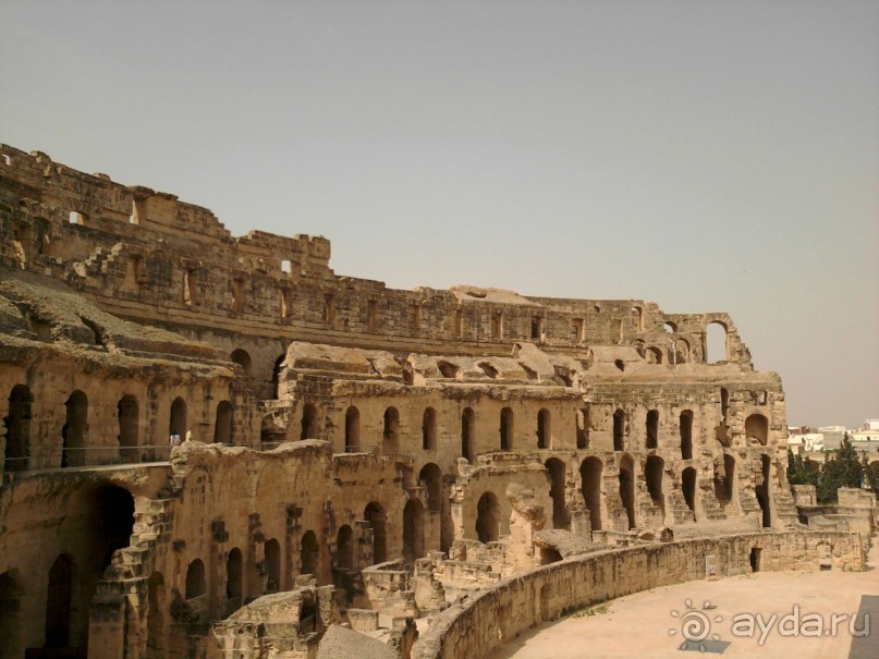 Самостоятельно в Эль-Джем