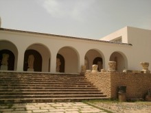 Самостоятельно в Эль-Джем