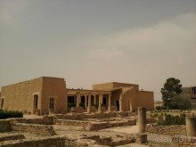 Самостоятельно в Эль-Джем