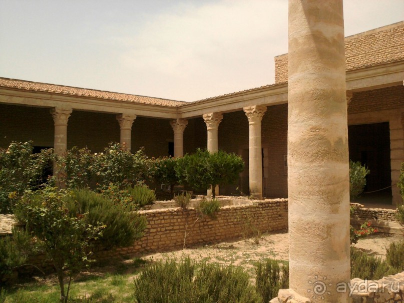 Самостоятельно в Эль-Джем