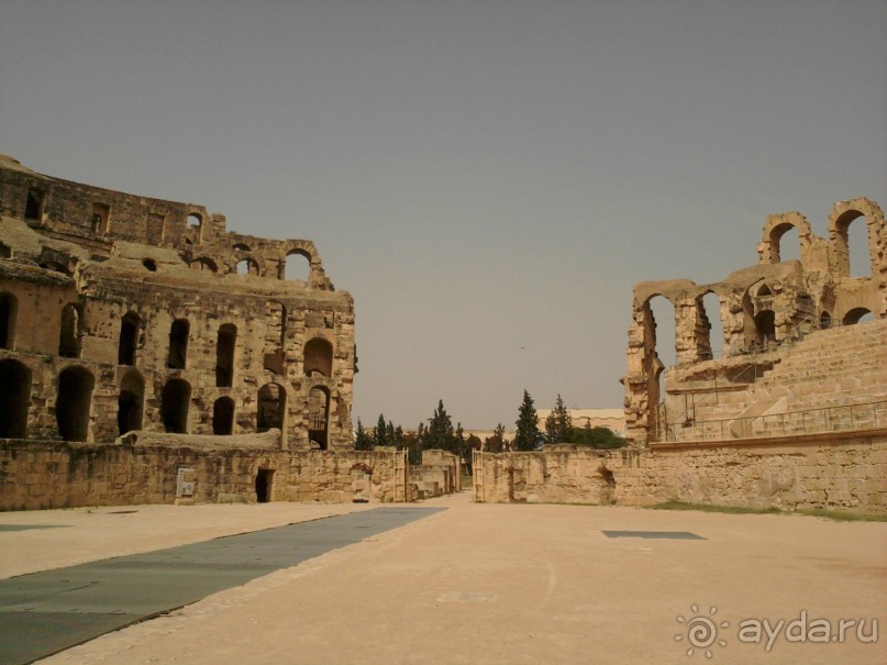 Самостоятельно в Эль-Джем