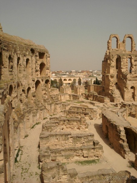 Самостоятельно в Эль-Джем