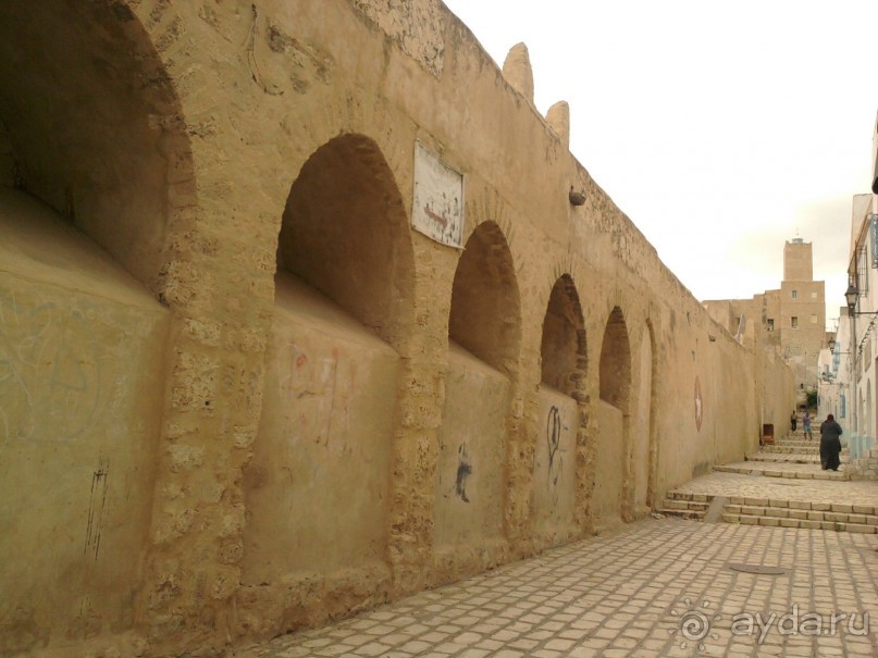 Тунис. На перекрестке эпох и культур.