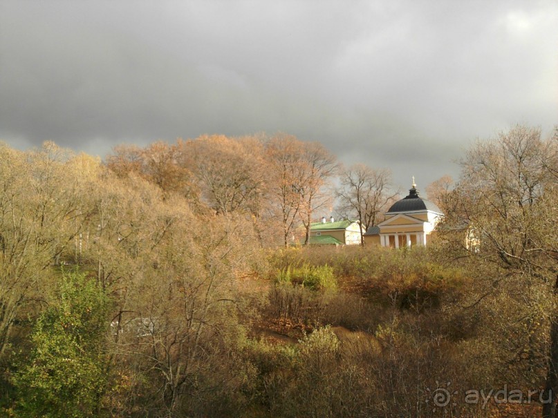 Родные все места: высокий барский дом...