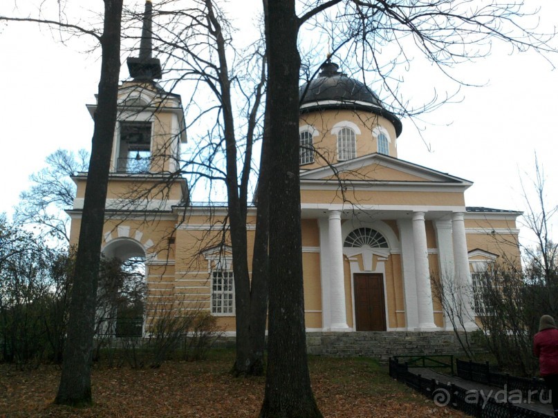 Родные все места: высокий барский дом...