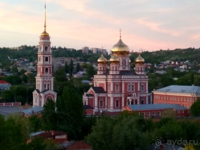 «…В деревню, к тетке, в глушь, в Саратов…»