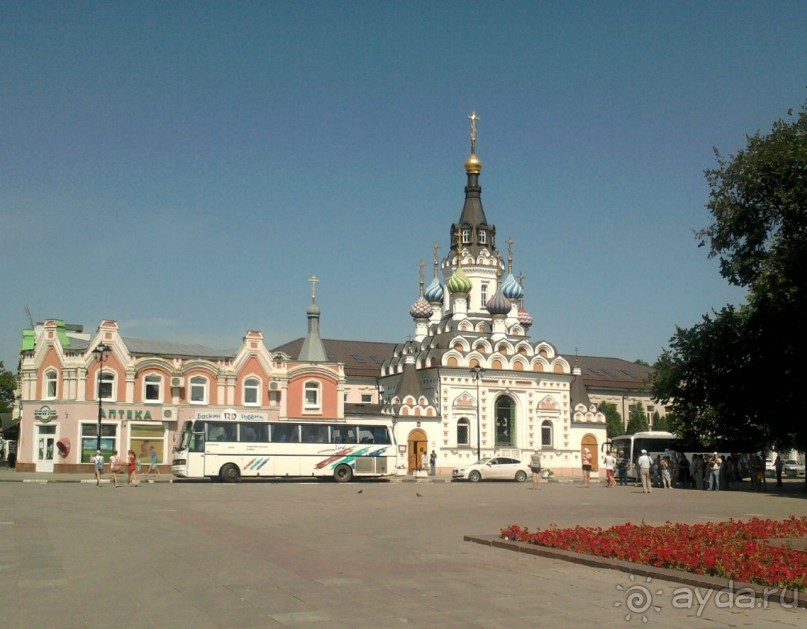 «…В деревню, к тетке, в глушь, в Саратов…»