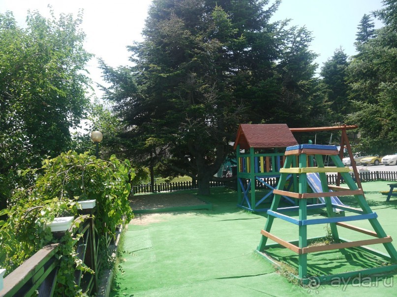 Неудобен для отдыха с детскими колясками