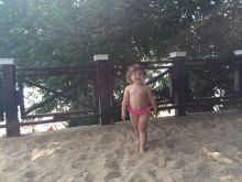 Неудобен для отдыха с детскими колясками