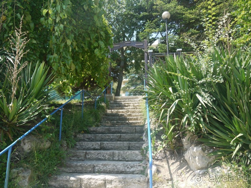 Неудобен для отдыха с детскими колясками