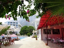 Спокойно, вкусно, демократично, экономично))