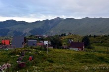 Деревенька Кумлисцихе на плато