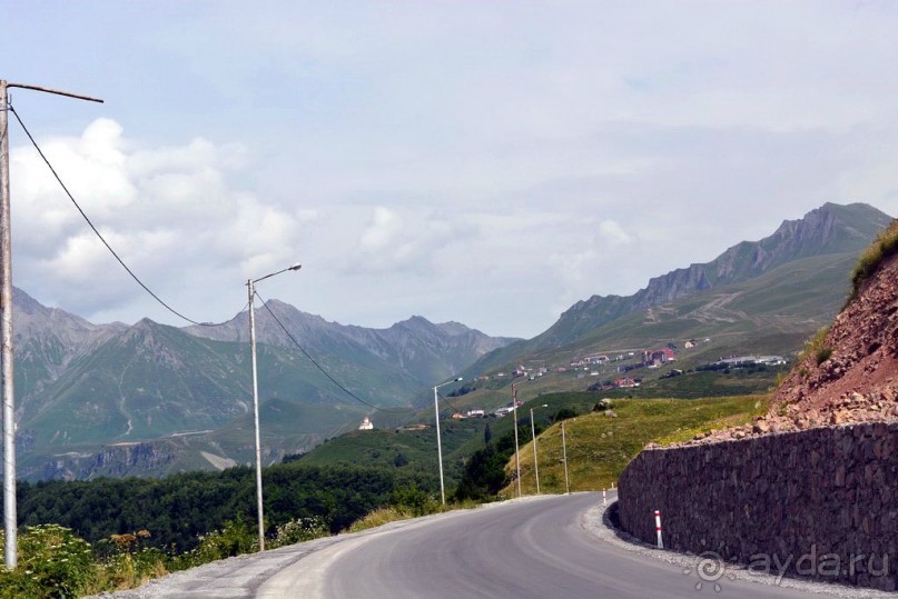 Оттуда приехали