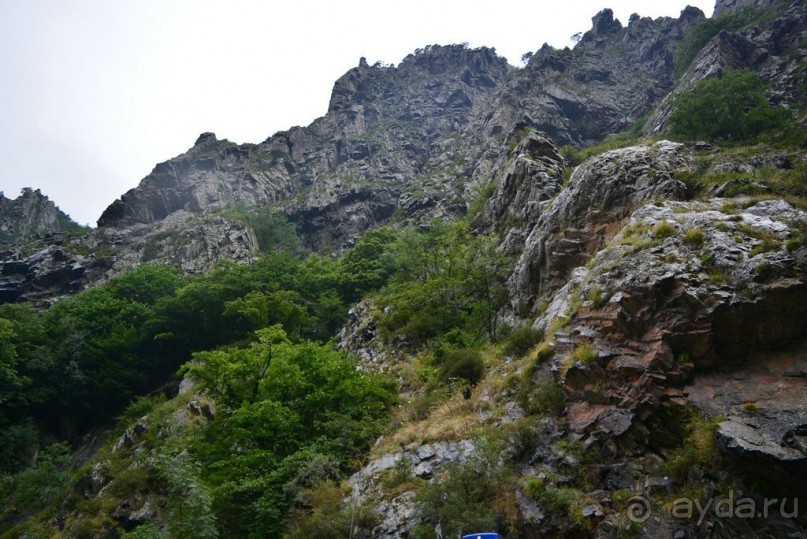 Скалы нейтральной полосы