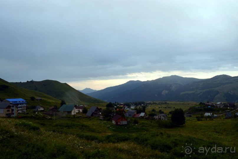 На рассвете моросит