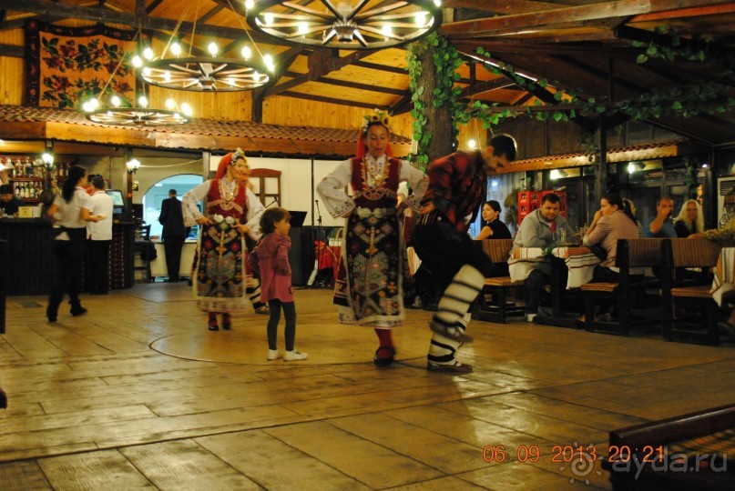 Нормальный семейный  отдых.