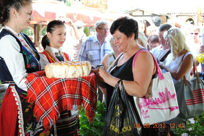 Нормальный семейный  отдых.