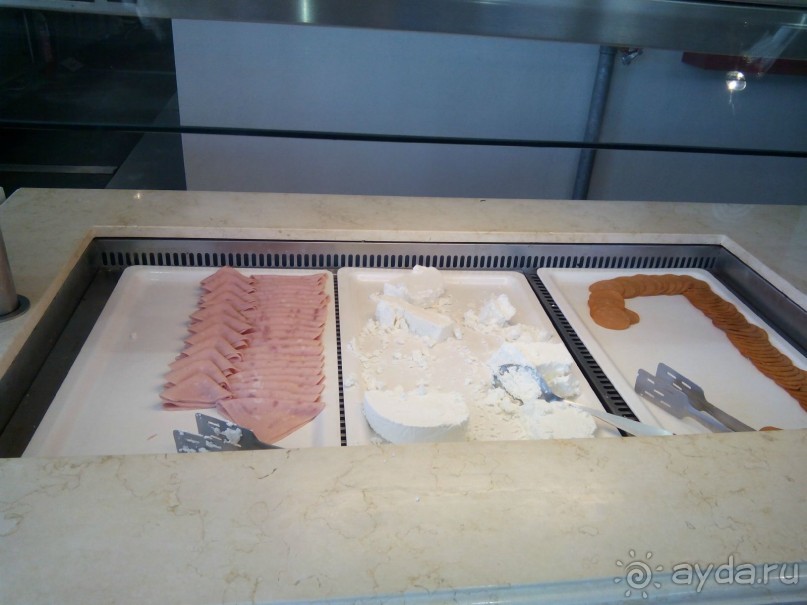 Твердая четверка, хороший отель