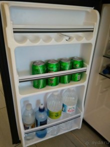 пиво 4 банки, 3 бутылки питьевой воды+ газировка