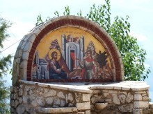 Корфу.  Весь покрытый зеленью... абсолютно весь..