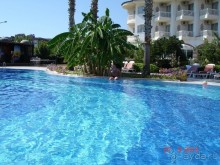 фото Larissa Sultans Beach