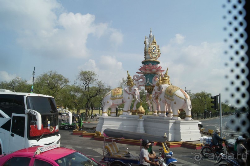 Экскурсия в Королевский Дворец +океанариум. Бангкок