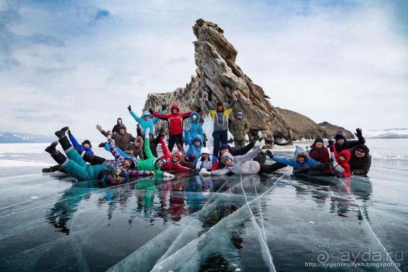 Вот он - знаменитый ольхонский лед (фото не мое)