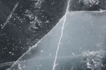 Пока Байкал закован в лёд