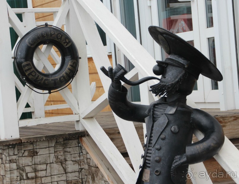 Пока Байкал закован в лёд