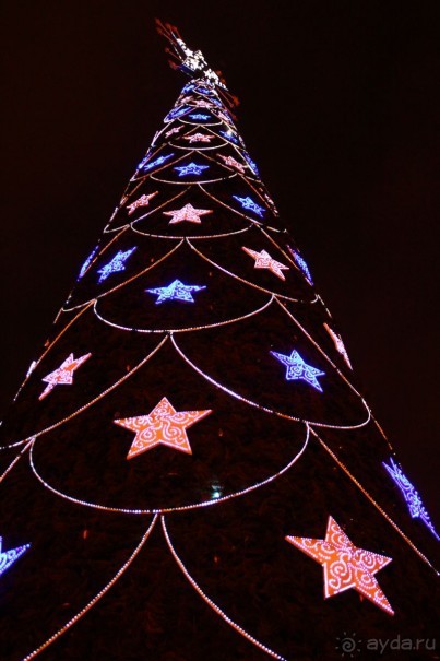 Ель искусственная, что мне по душе. 