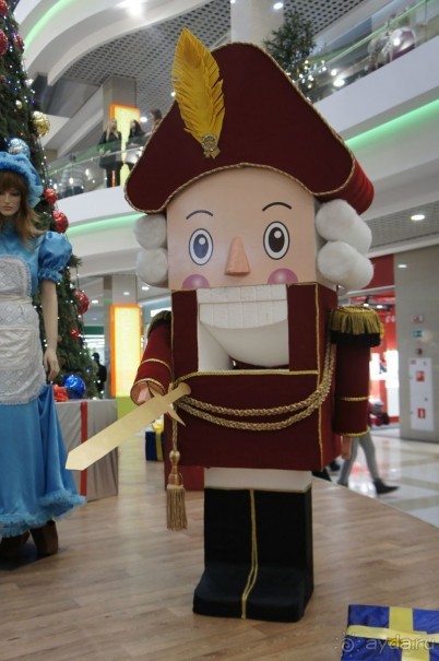 В этот раз "Модный квартал" взять на вооружение новогоднюю тему про Щелкунчика