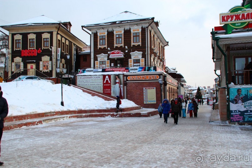 130 квартал - стилизованные под старину здания магазинов,кафе и музеев