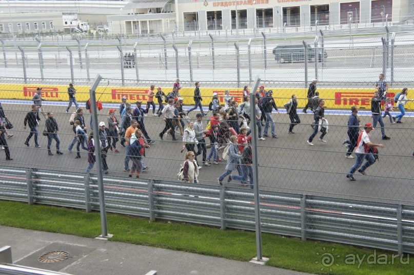 Альбом отзыва "Чудеса на виражах: как мы побывали на Формуле-1 в Сочи"