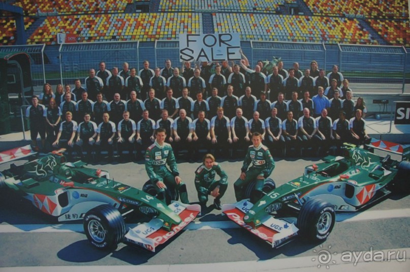 Альбом отзыва "Чудеса на виражах: как мы побывали на Формуле-1 в Сочи"