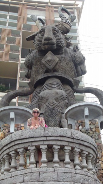 Сентара - тайский уголок с видом на Сиамский залив...