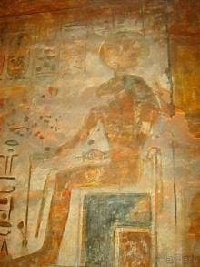 Храмы Рамзеса II и его супруги Нефертари в Абу Симбел.