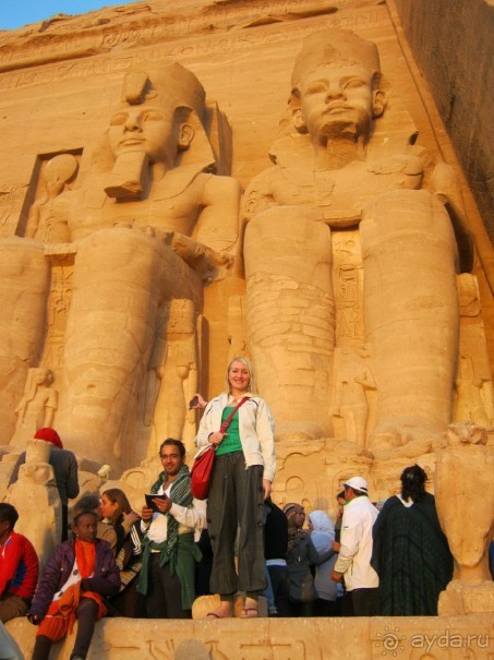 Храмы Рамзеса II и его супруги Нефертари в Абу Симбел.