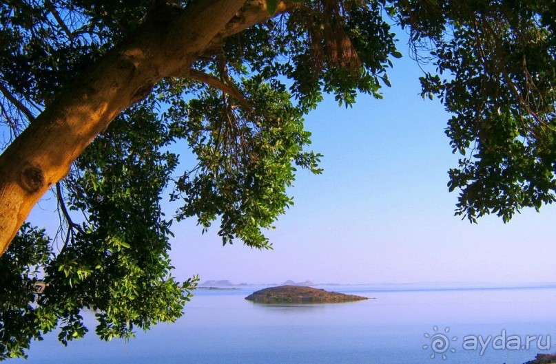 Храмы Рамзеса II и его супруги Нефертари в Абу Симбел.